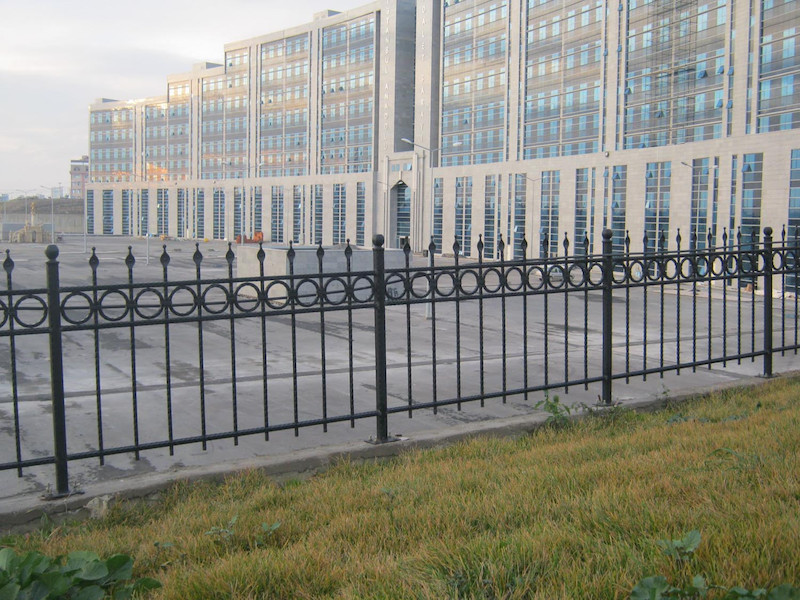 Schmiedeeisen und Geländer